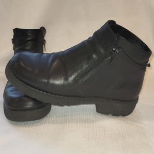 Naot Isreal Bobcat Boots, black, size 38